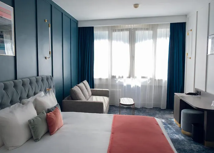Pley Hotel Parigi